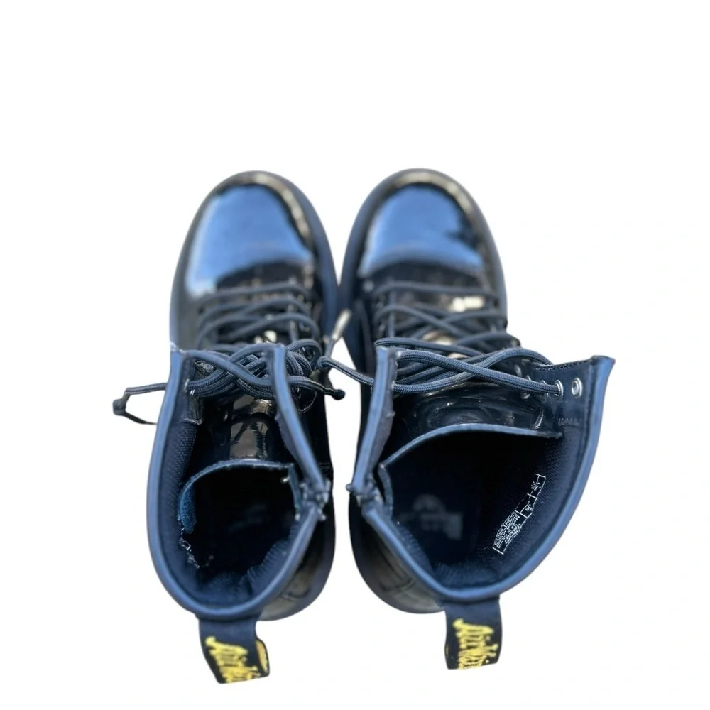 Dr. Marten’s TODDLER 1460 RAINBOW PATENT LEATHER LACE UP BOOTS - Size 2 - Black